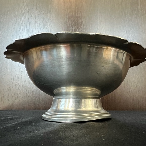 Vintage Federal Pewter Footed Bowl - Picture 2 of 3